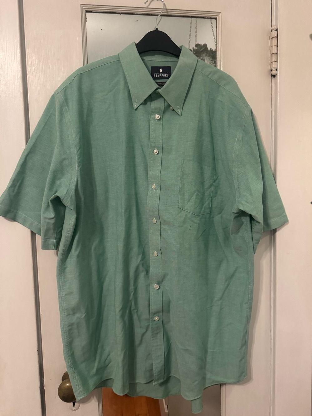 Stafford Men’s Short Sleeve Green Button Down Shirt Size 18 Flawed
